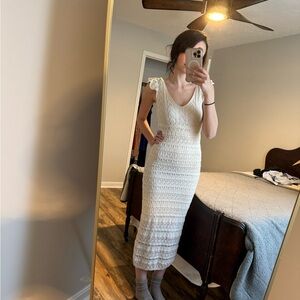 White Ribbed Sheath Midi Dress with Flutter Sleeves